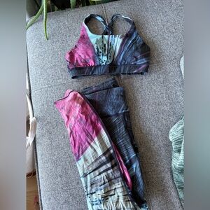Lululemon Vintage Abstract Sports Bra and Leggings Set - condition is fair